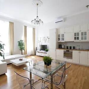 Premium By Hi5 - B25 Apartment